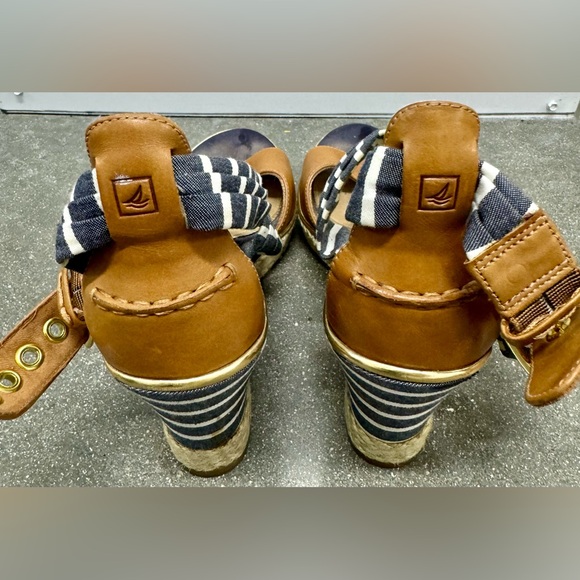 Sperry Top Sider Aurora Blue White Cross Striped Leather Wedge Sandals Size 8 - Picture 4 of 15